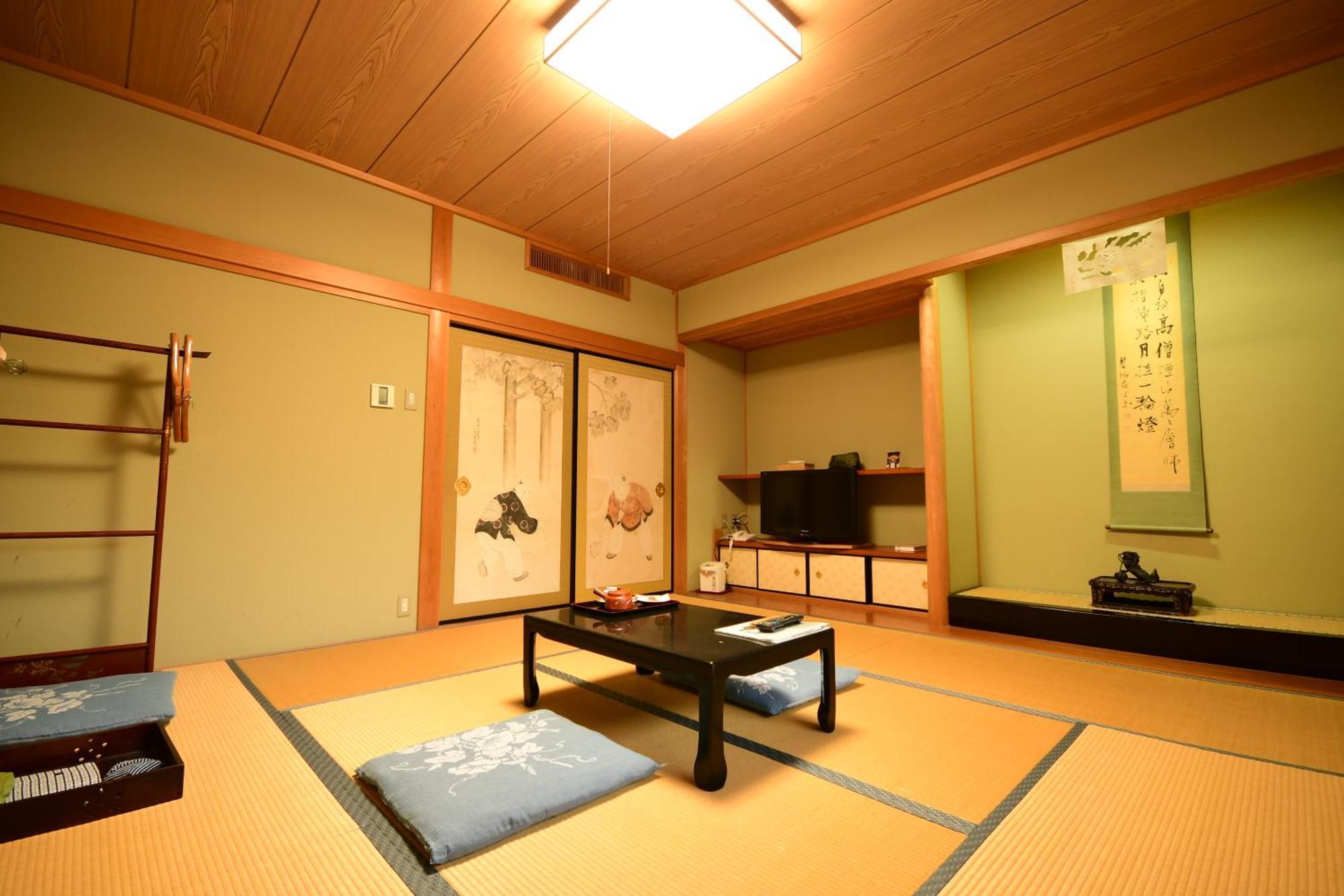 Отель Koyasan Shukubo Fugenin Экстерьер фото