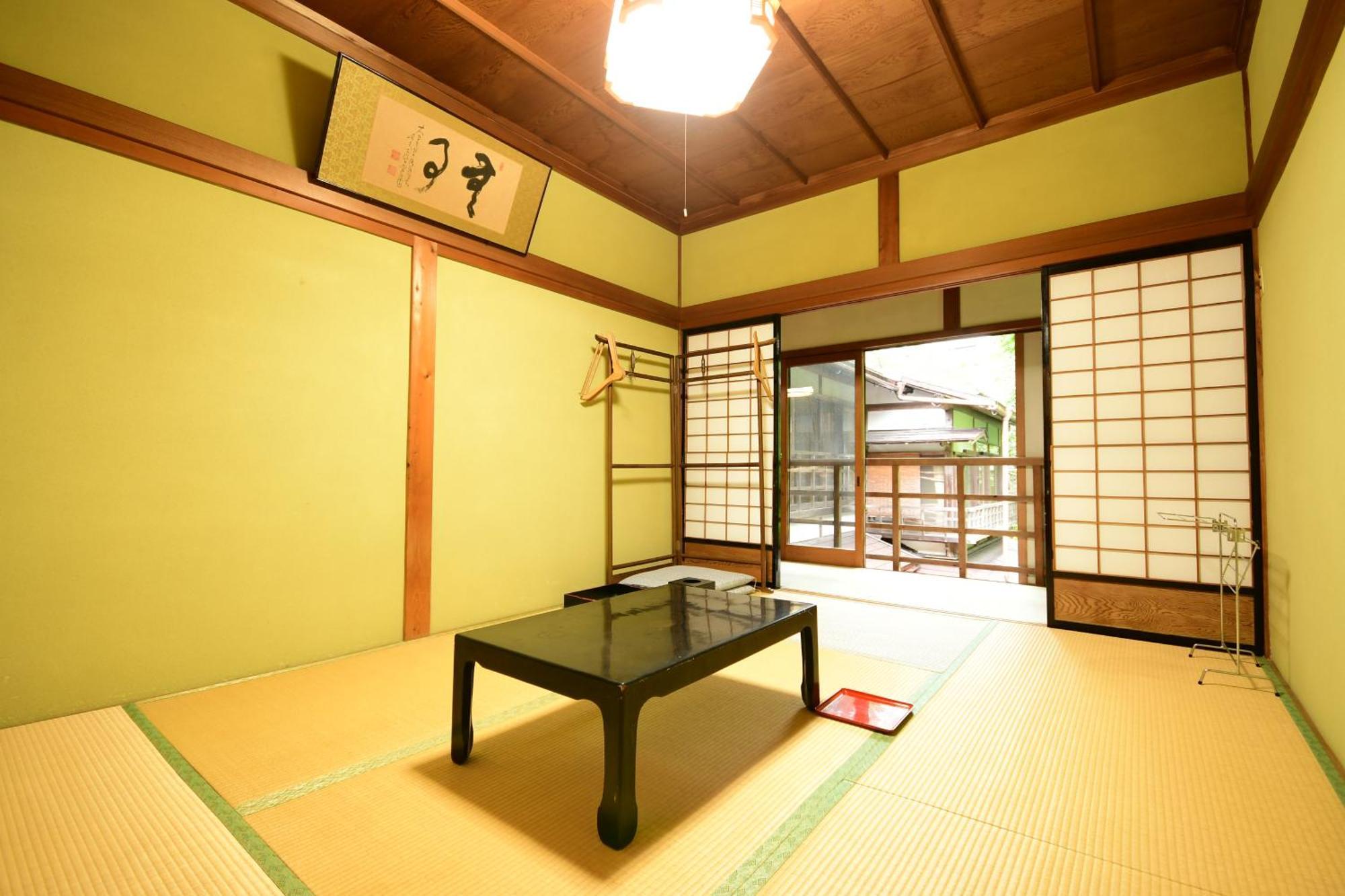 Отель Koyasan Shukubo Fugenin Экстерьер фото