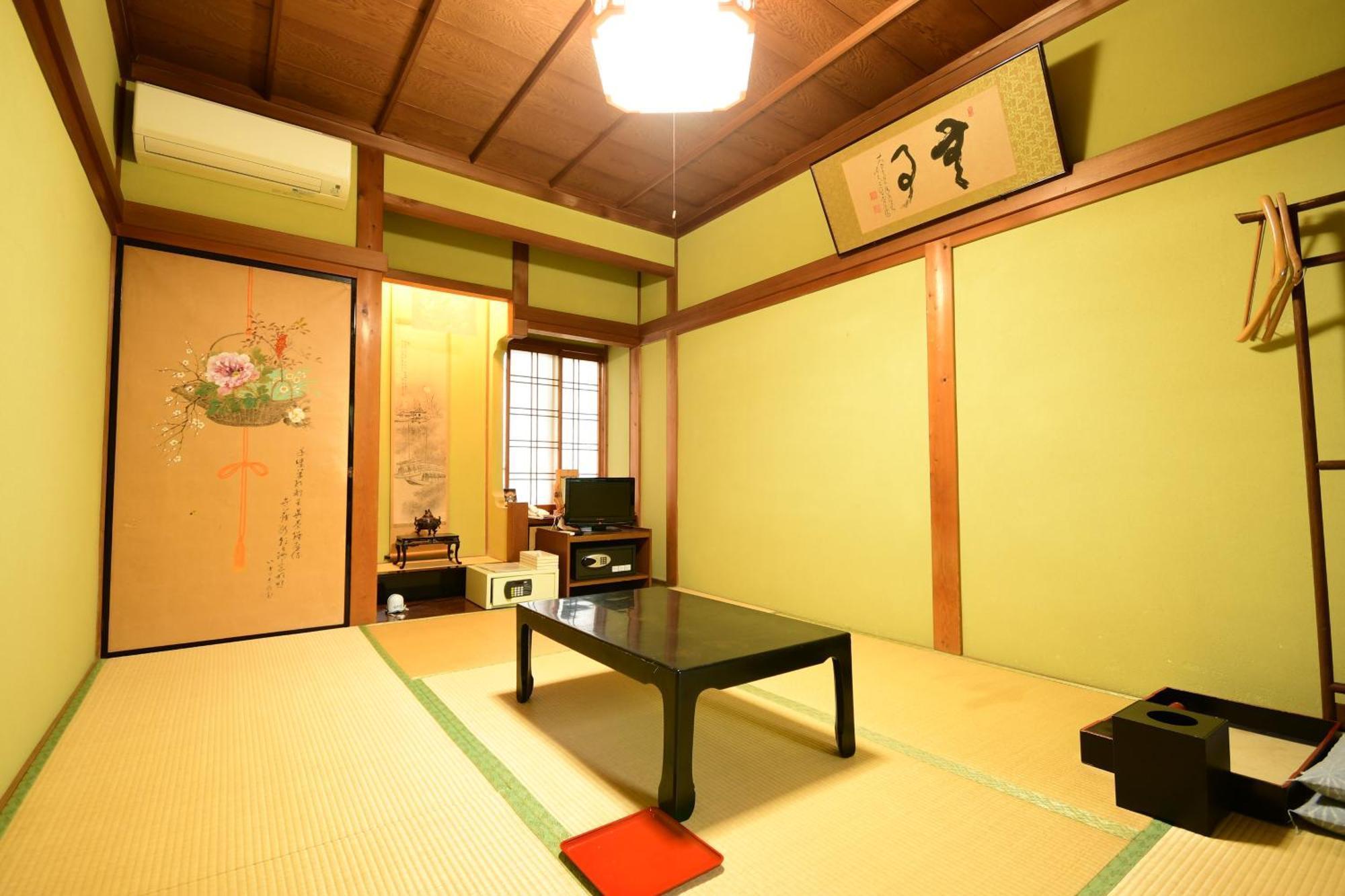 Отель Koyasan Shukubo Fugenin Экстерьер фото
