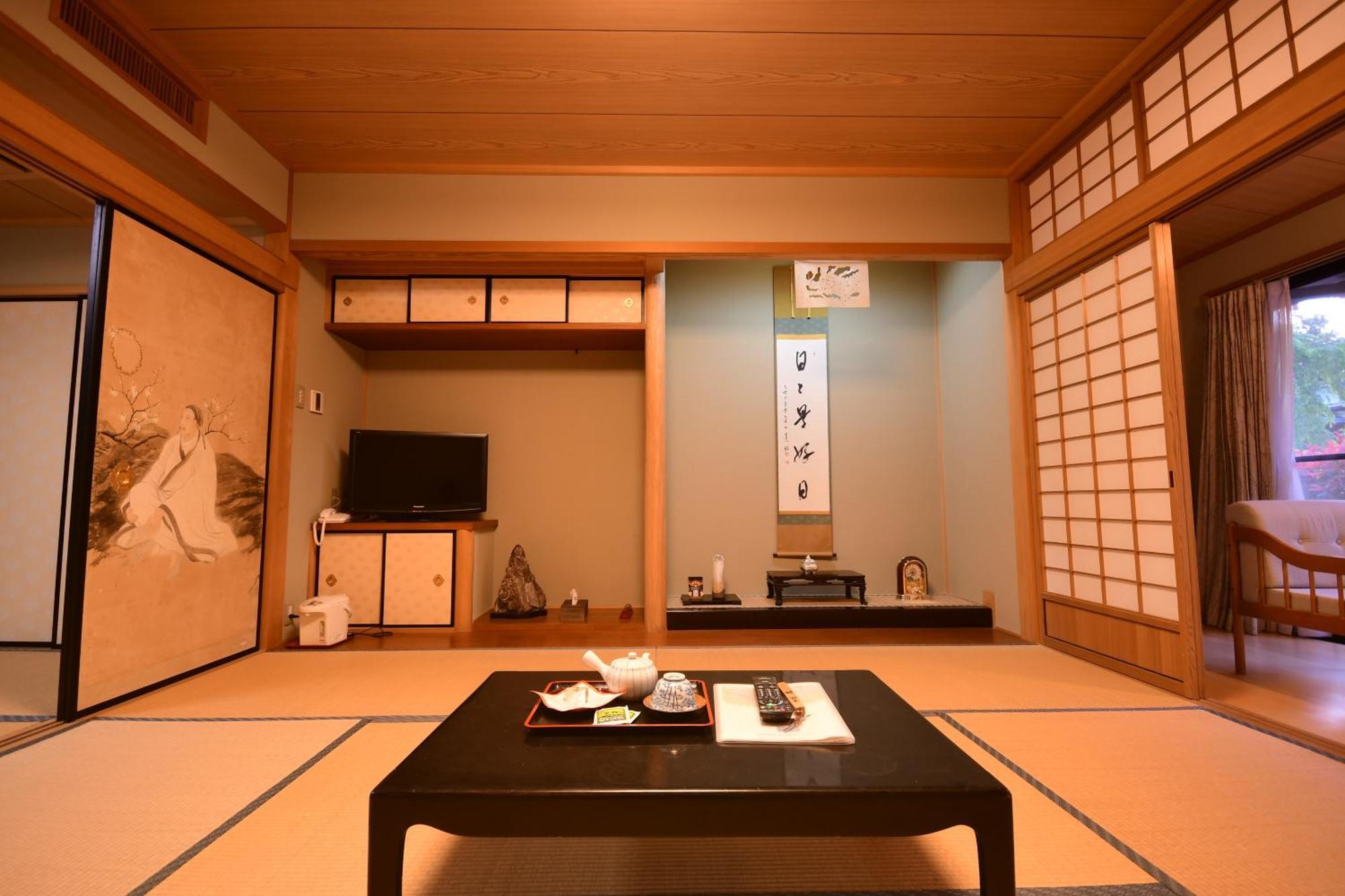 Отель Koyasan Shukubo Fugenin Экстерьер фото
