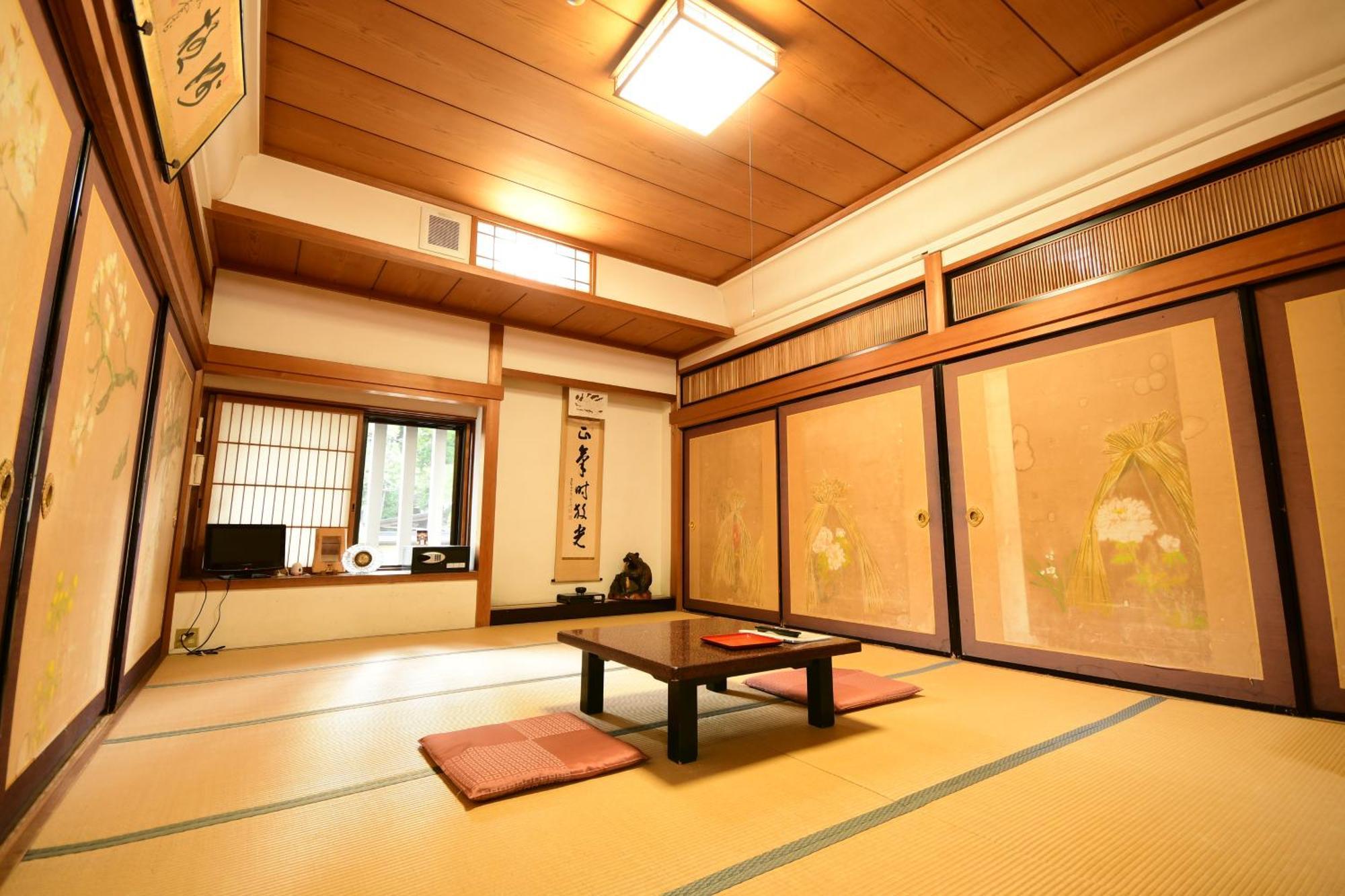 Отель Koyasan Shukubo Fugenin Экстерьер фото