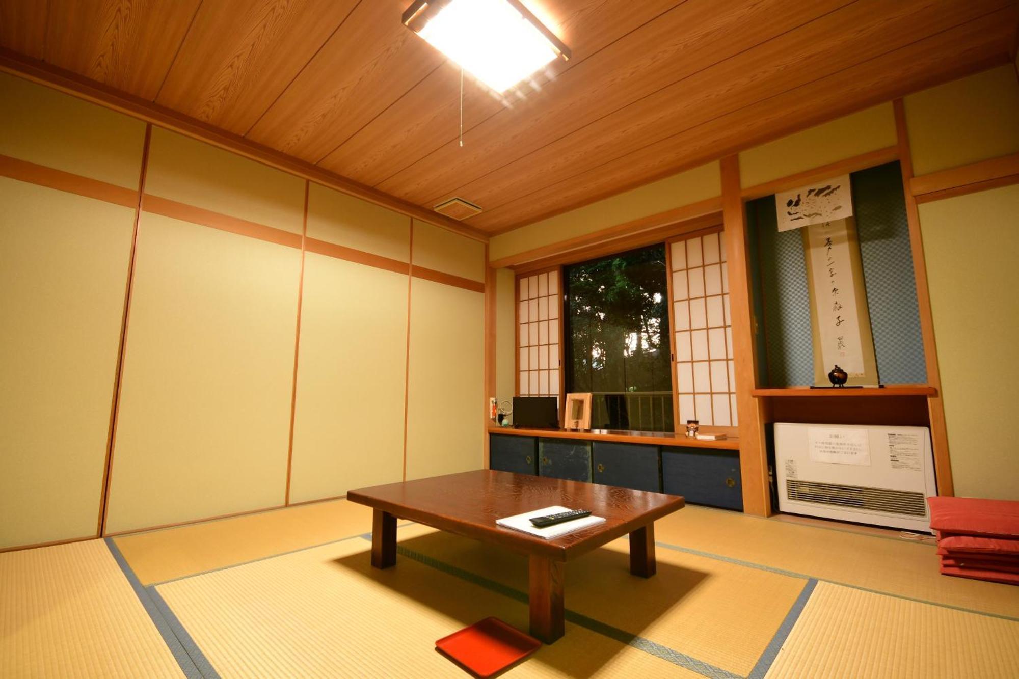 Отель Koyasan Shukubo Fugenin Экстерьер фото